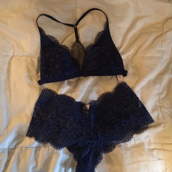 PINK Victoria's Secret Other - Victoria’s Secret Bra/ panty set